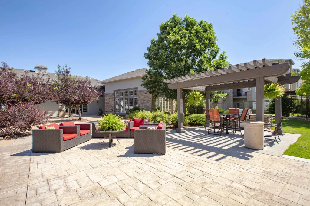 Bell Stonegate Outdoor patio with grills and lounge seating