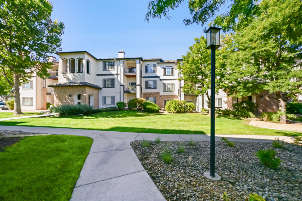 Bell Stonegate entry way